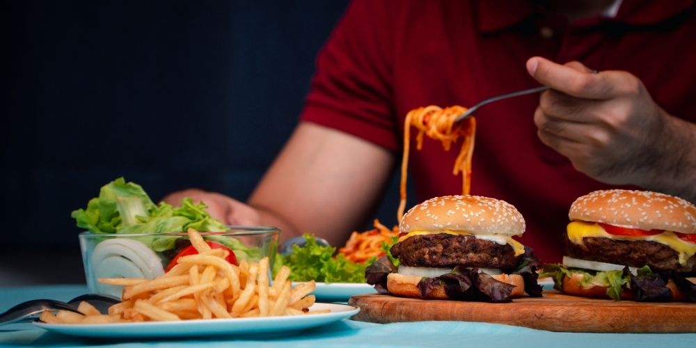 Como controlar a compulsão alimentar?